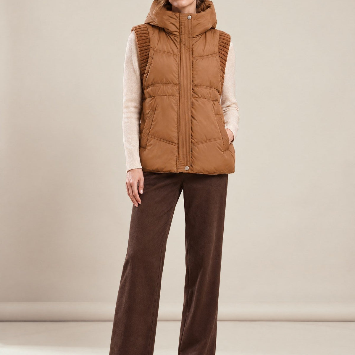 Berthe Gilet, worn