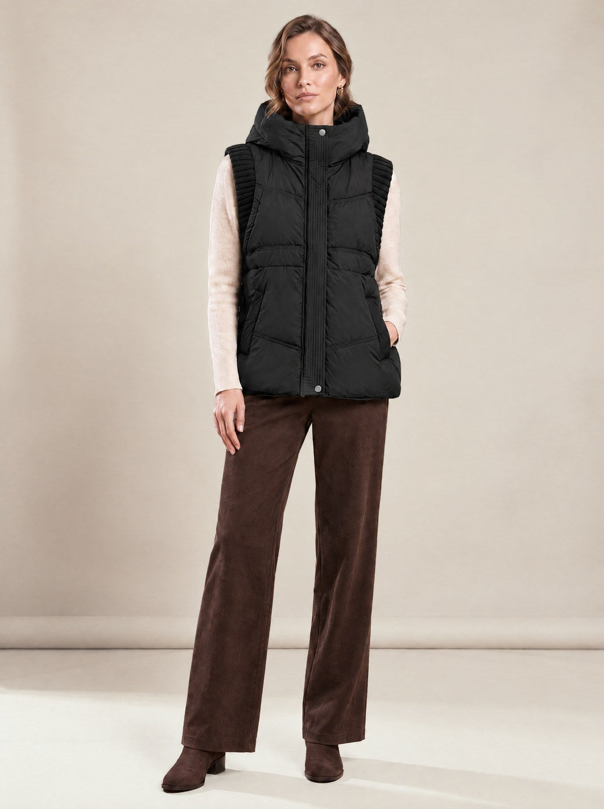 Berthe Gilet in black
