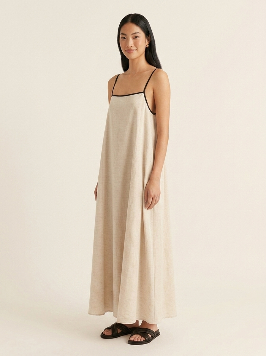 Robe Aurore vue trois-quarts