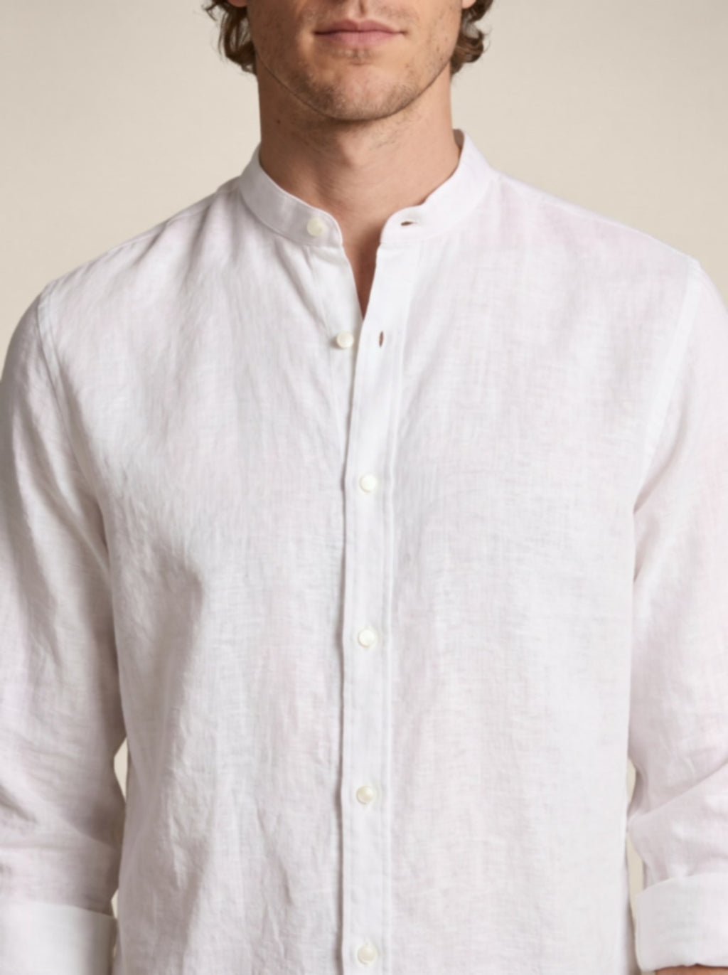 Chemise Antoine détail du col mao et des boutons