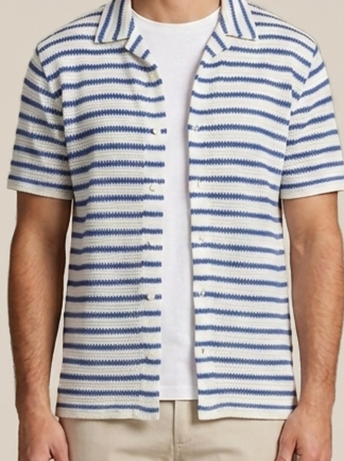 Chemise Augustin détail du col et du boutonnage