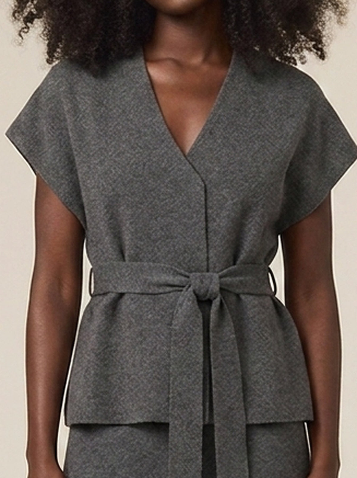 Ensemble Rosalie détail de l'encolure