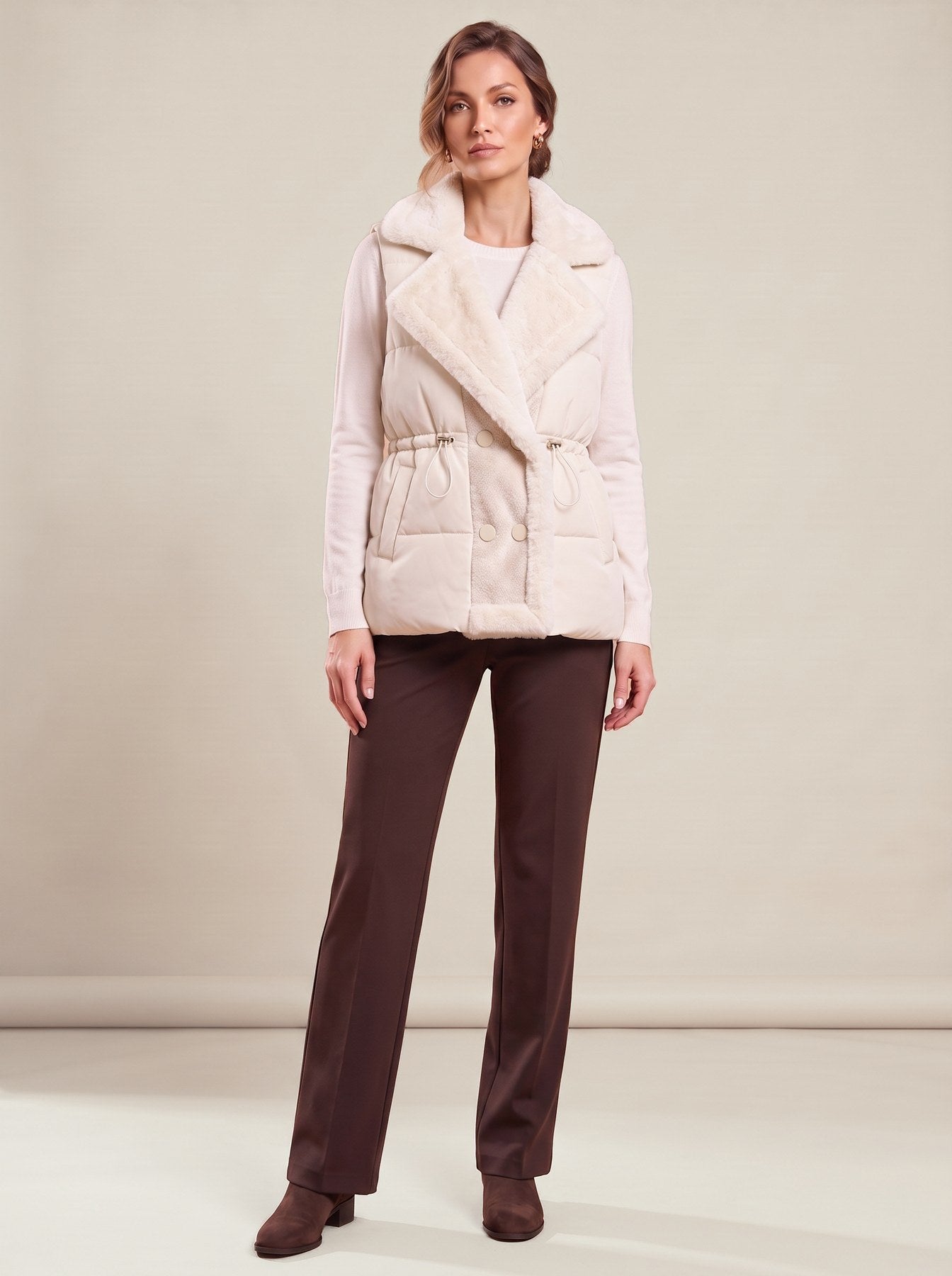 Huguette Gilet in white