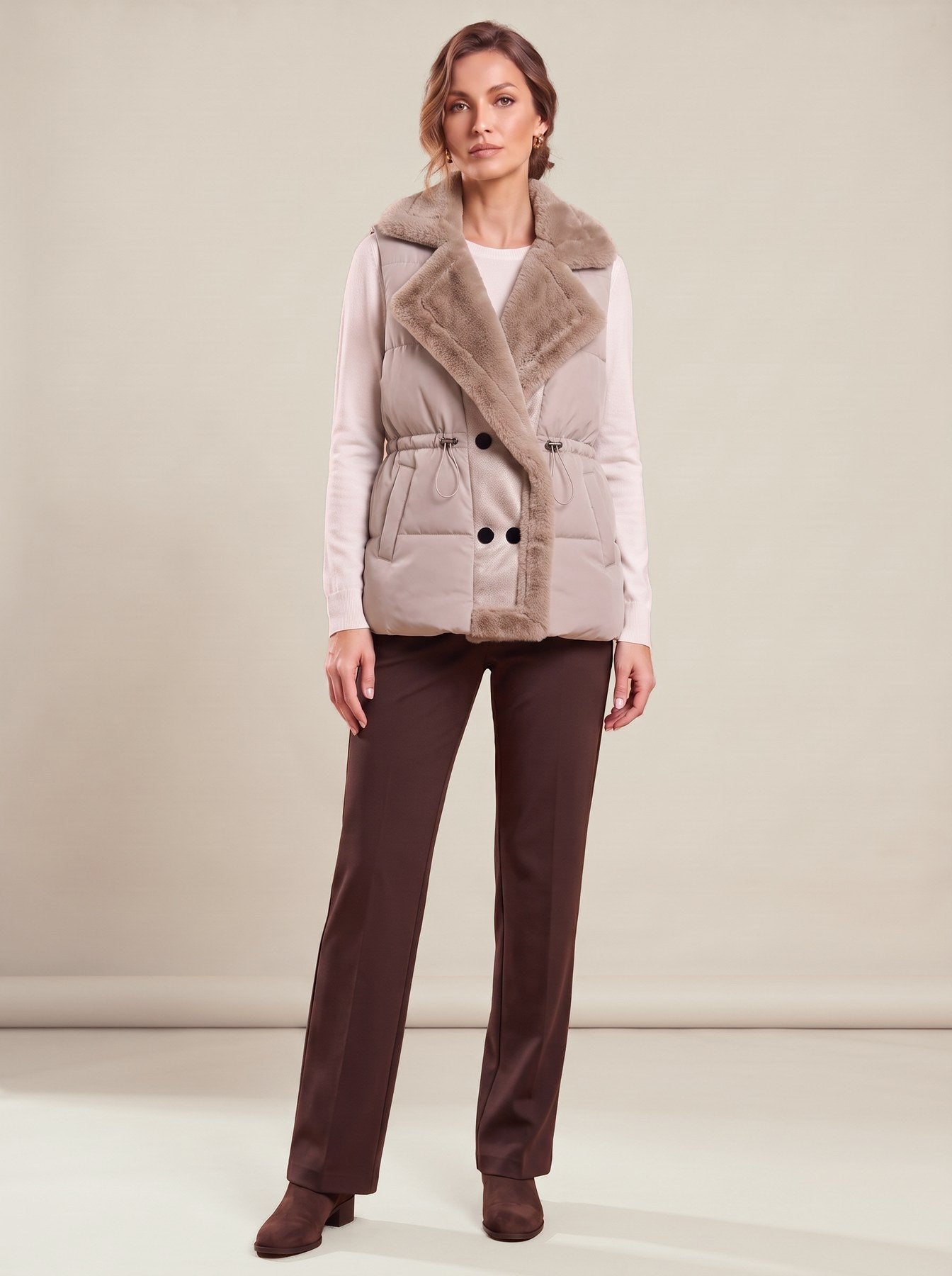 Huguette Gilet in sand beige