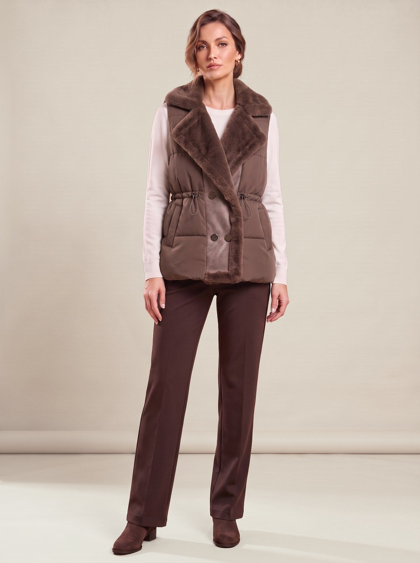 Huguette Gilet in brown