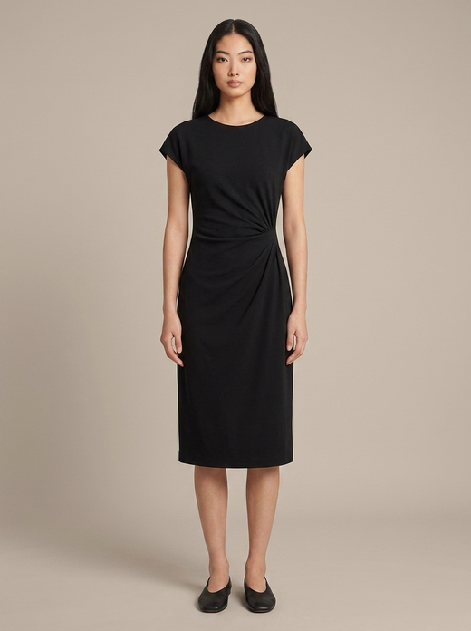 Robe Leonie