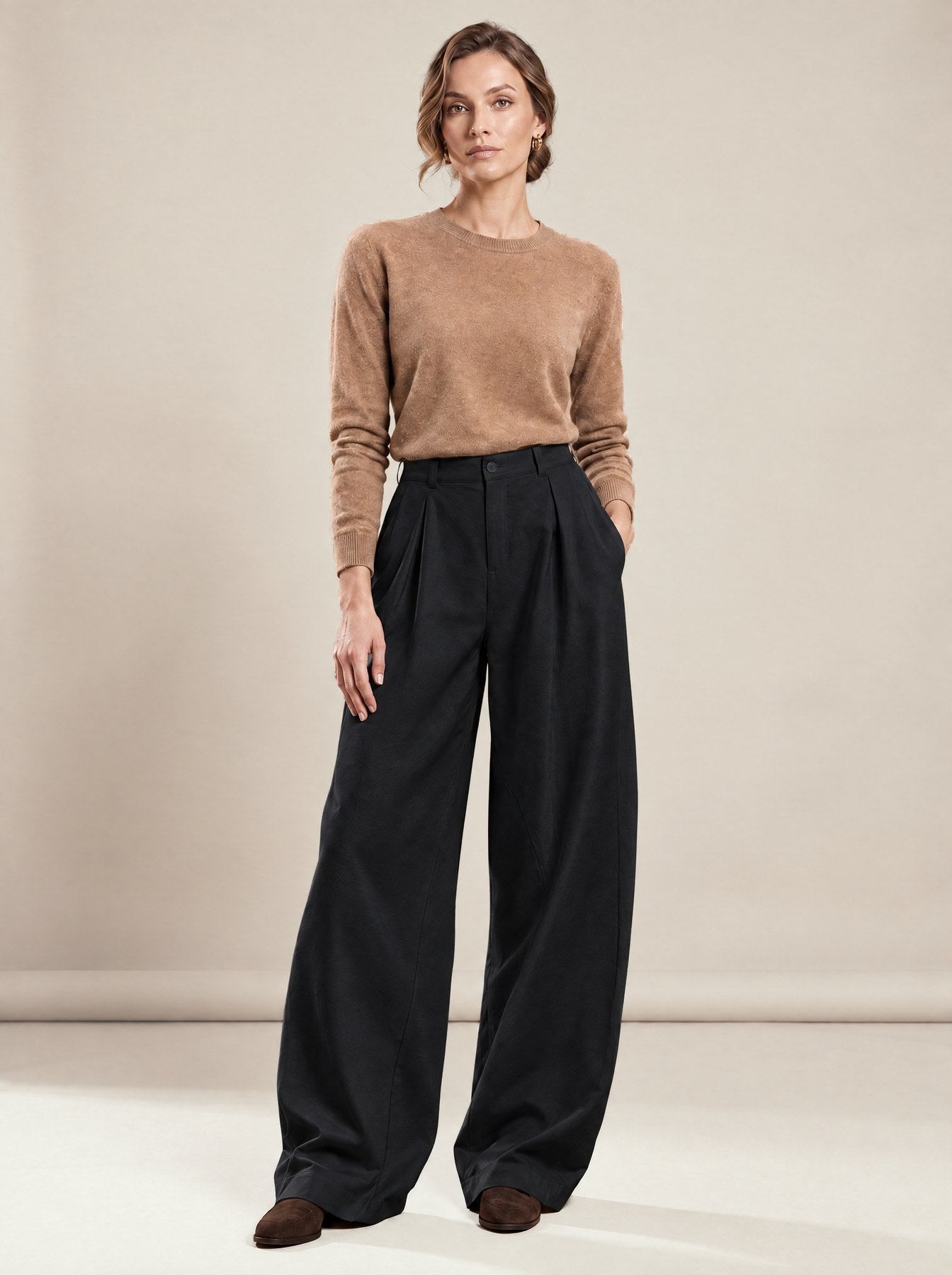 Colombe Trousers in black