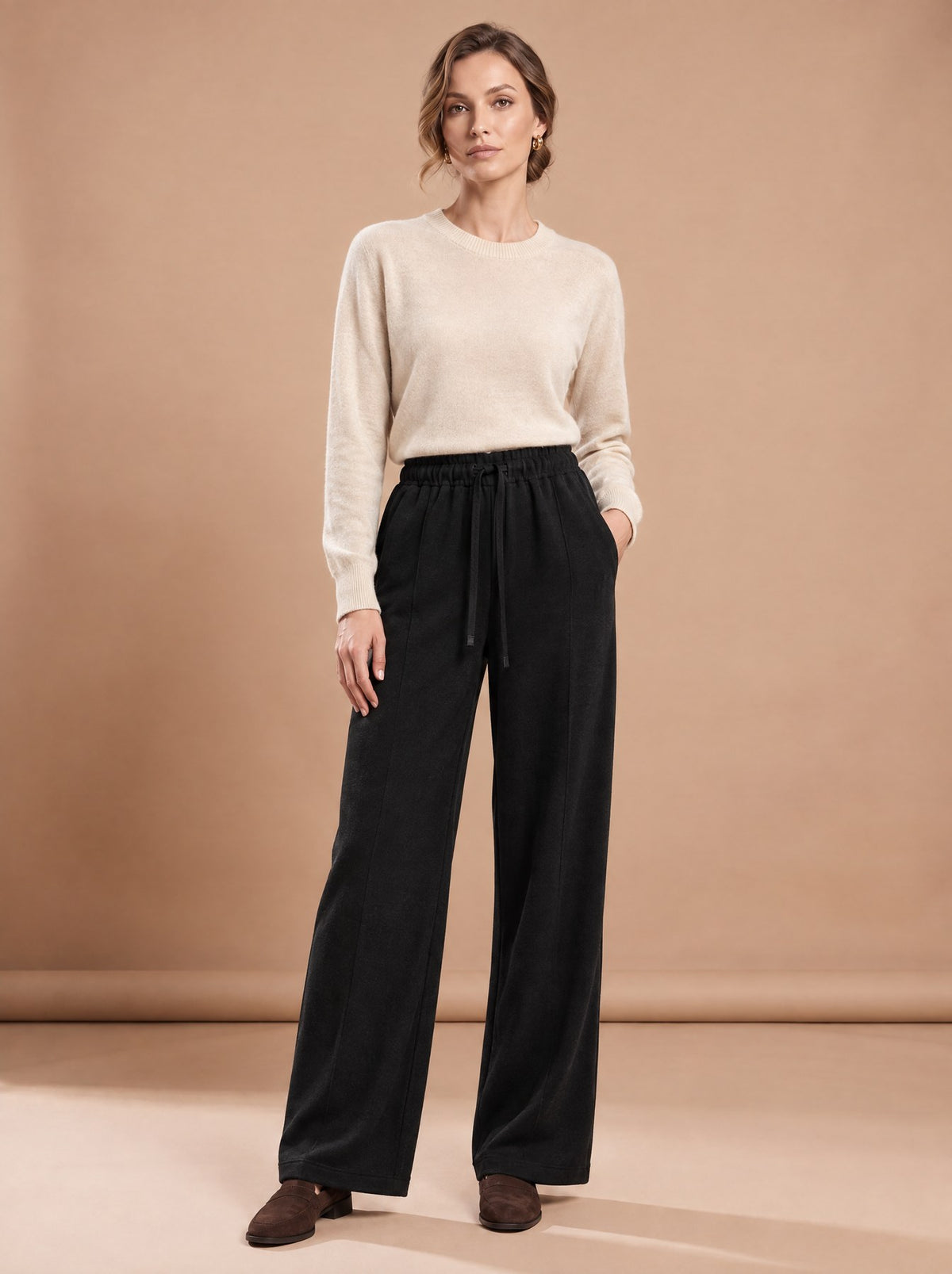 Pantalon Large Noir porté